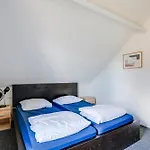 Holiday home 5 - Persoons Forest 10 *