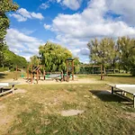 Holiday home 5 - Persoons Forest 10 Ewijk