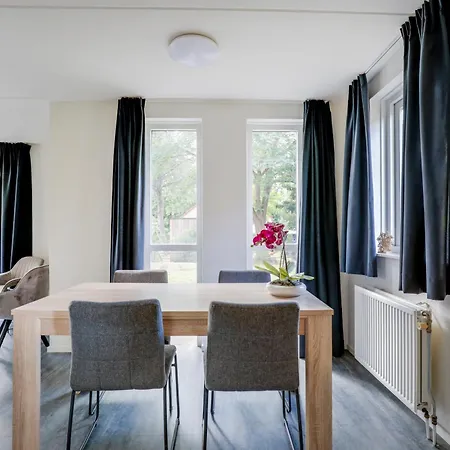 5 - Persoons Forest 10 Semesterbostad